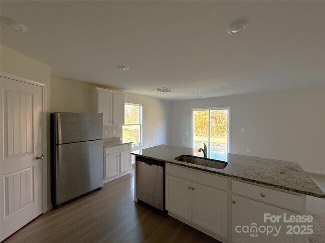 Building Photo - 3038 Trailblazer St