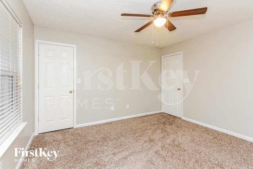 Building Photo - 1914 Winton Dr