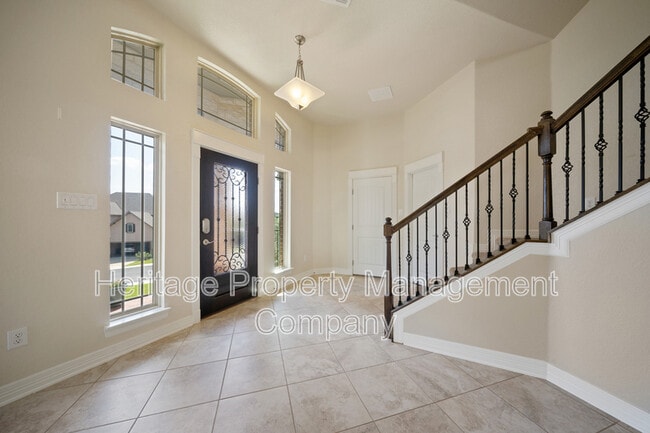 Building Photo - 18814 Edwards Edge