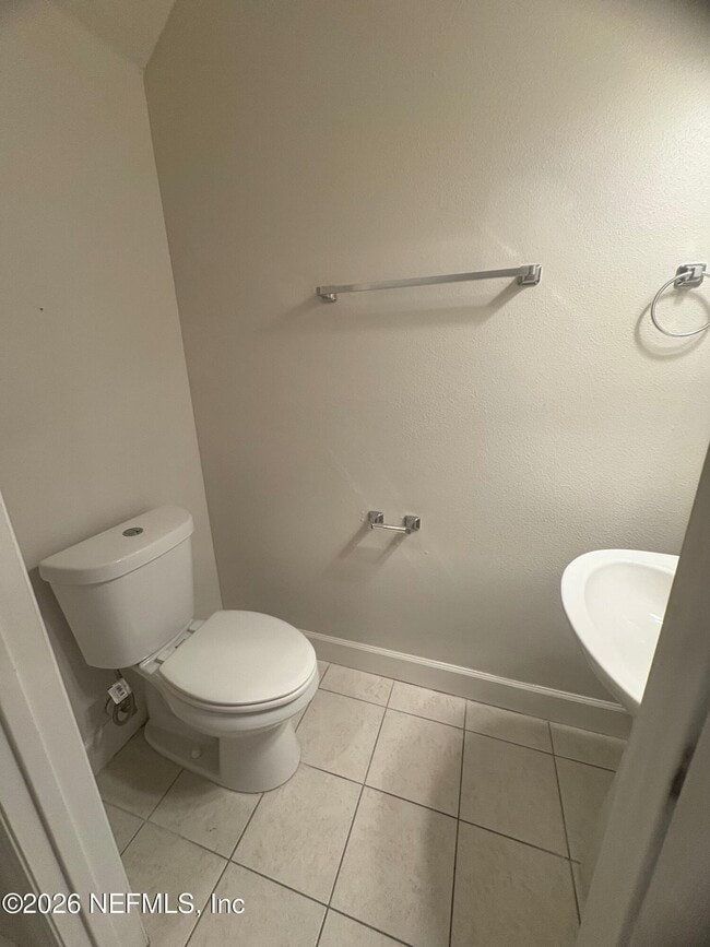 Building Photo - 607 Crystal Way