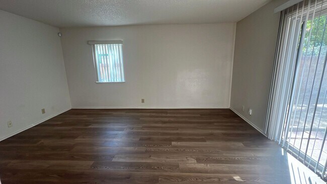 Building Photo - West Lancaster Home in a cul-de-sac