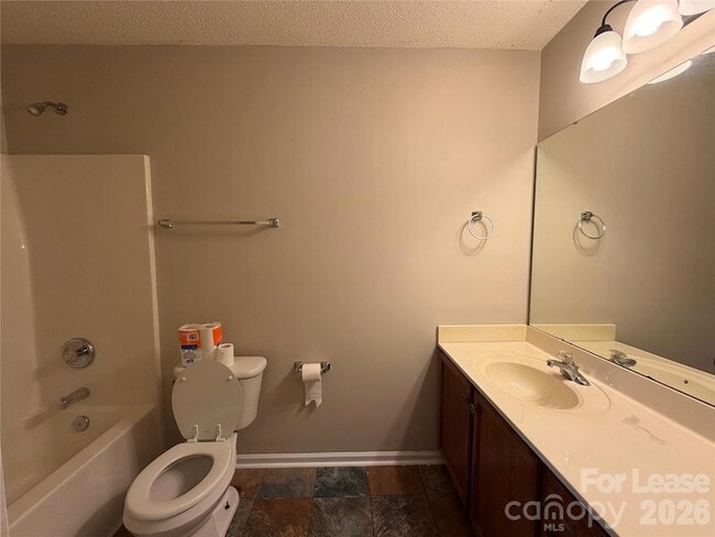 Building Photo - 375 Brookfield Dr