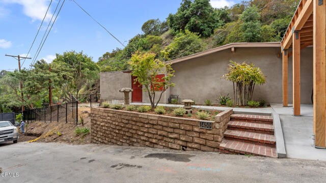 Building Photo - 1450 Benedict Canyon Drive