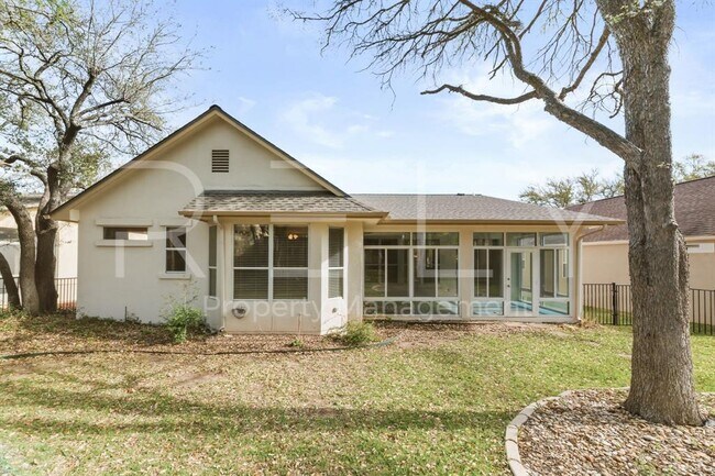 Building Photo - 280 Whispering Wind Dr