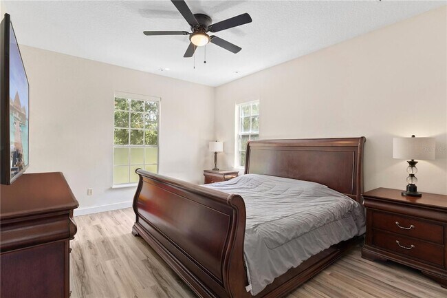 Building Photo - 11342 S Camden Commons Dr