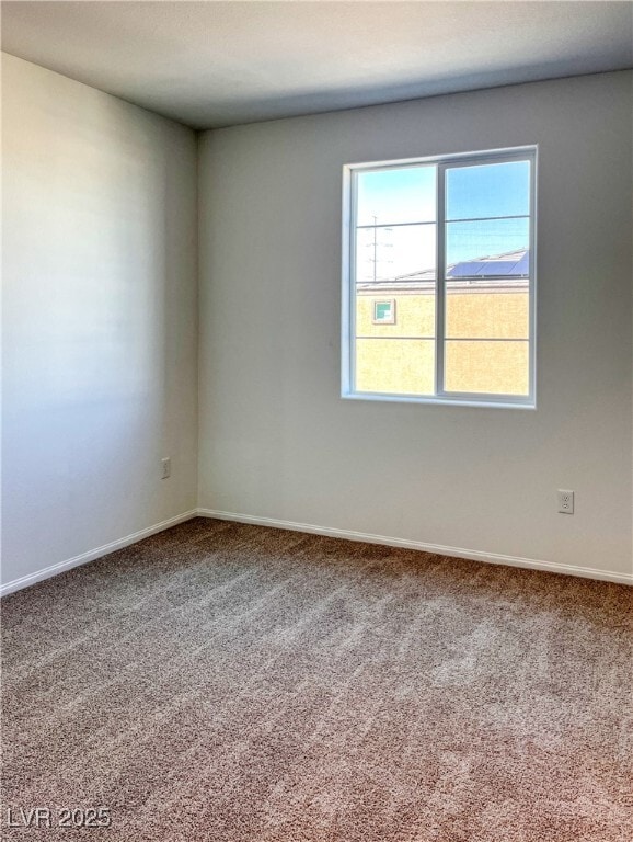 Building Photo - 8683 Luxuriant Ave