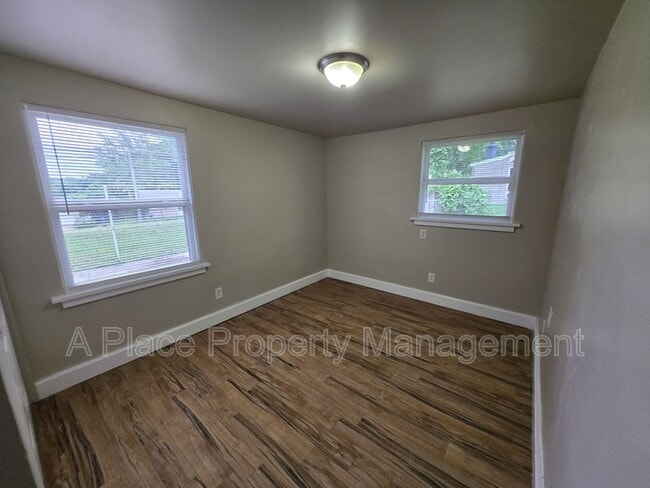 Building Photo - 8444 Engler Ave