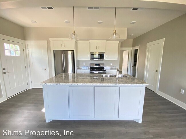 Building Photo - 3 br, 3.5 bath House - 213 Virginia Avenue