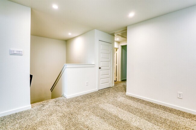 Building Photo - 2829 Lisburn Ter Ln