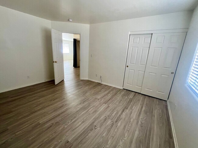 Building Photo - 6685 Ocotillo Ave