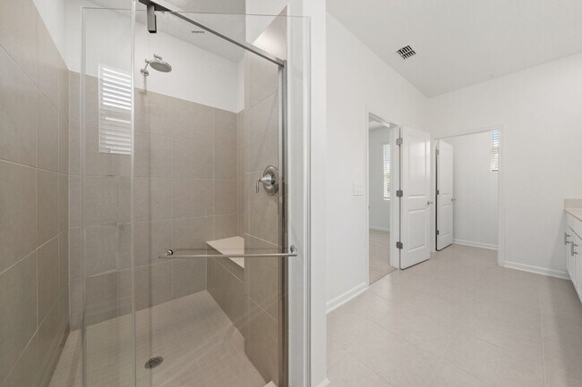 Building Photo - 3 Bedrrom 2 bathroom + Office-Brand-New Luxury Living in Rivington – DeBary, FL