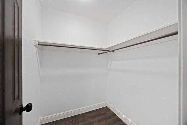 Building Photo - 125 Bolden St