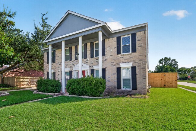 Building Photo - 2328 Colleen Dr