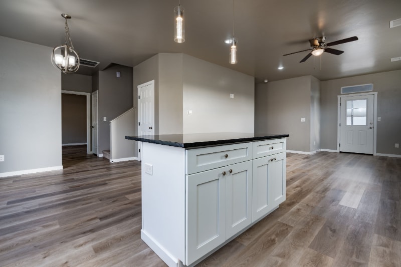 Building Photo - 383 Sage Way