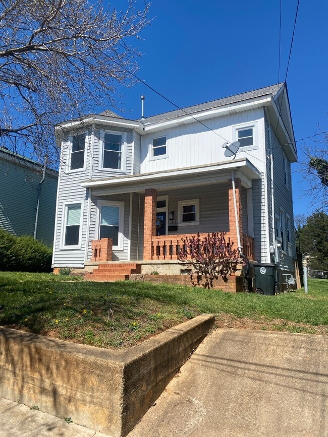 Building Photo - 1610 Bedford Ave