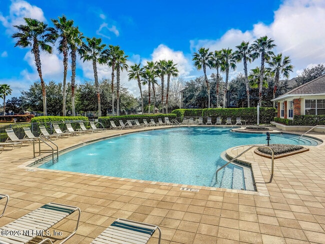 Building Photo - 7800 Point Meadows Dr