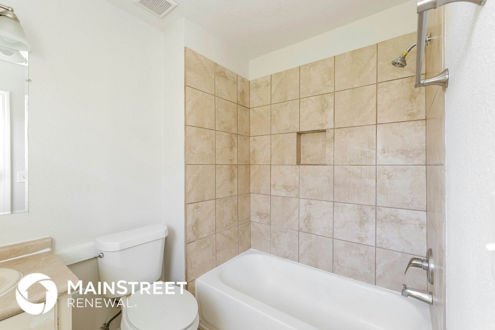 Building Photo - 4659 Royal View Dr
