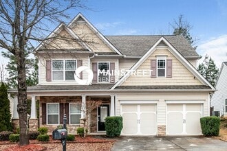 Building Photo - 4 Bedroom Pet-Friendly Home in Fairburn, GA with Main Street Renewal