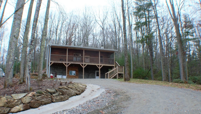 Building Photo - 156 Walnut Heights Ln