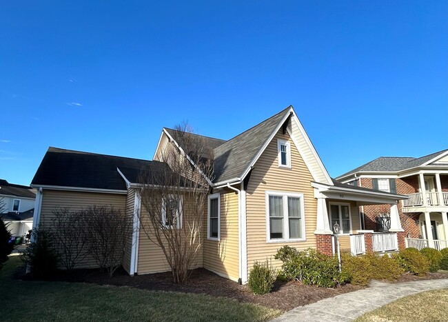 Building Photo - Fantastic Home in Tom's Creek Neighborhood