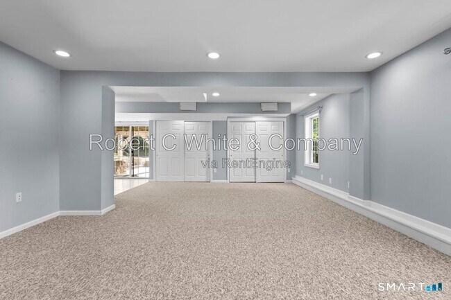 Building Photo - 155 Beardsley Rd