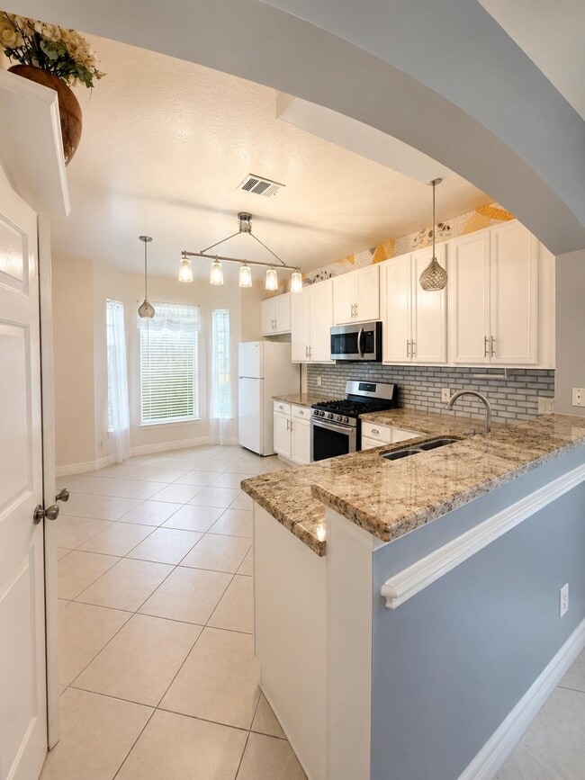 Building Photo - 18315 Brenwood Manor Dr