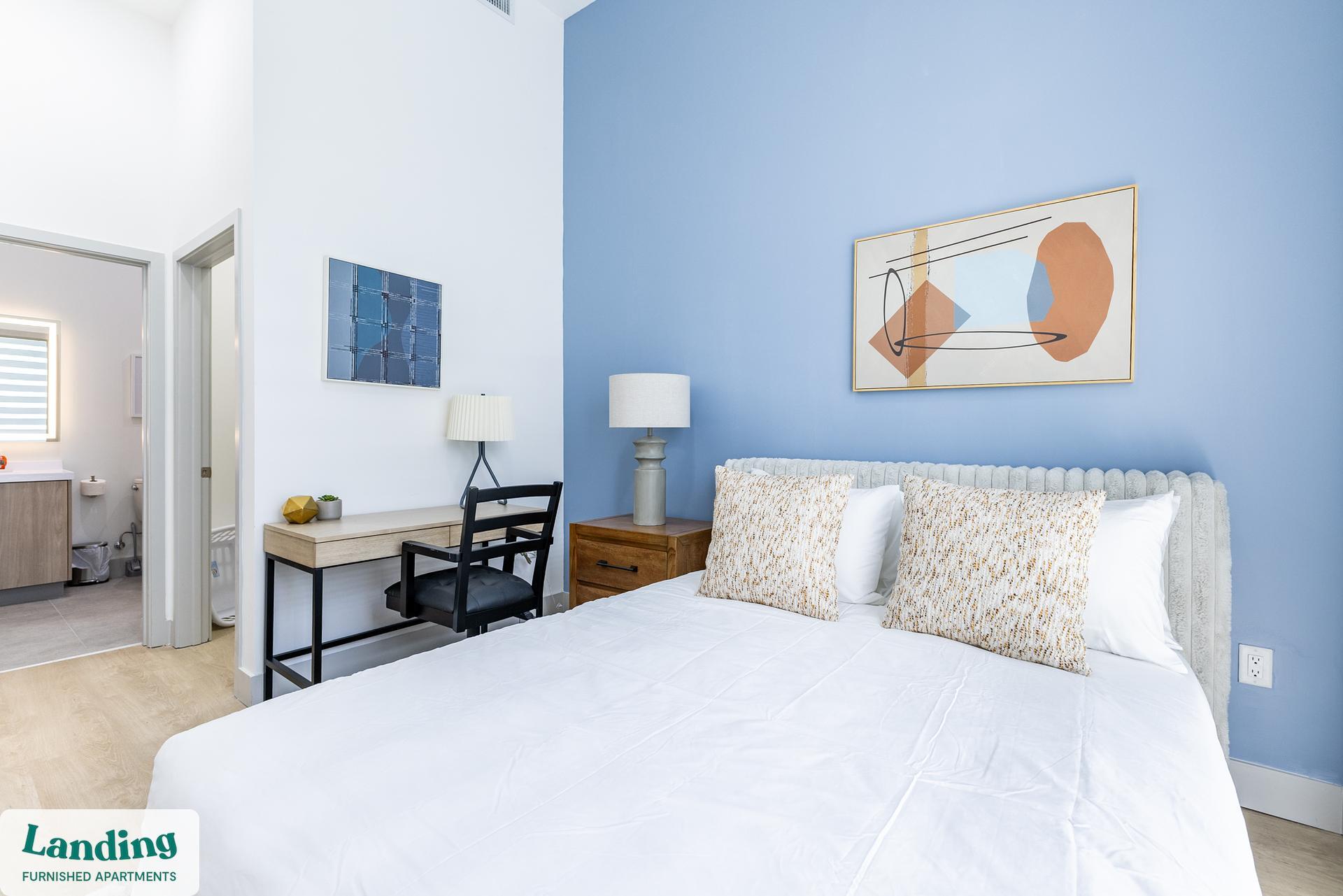 Building Photo - 1155 NE 126th St