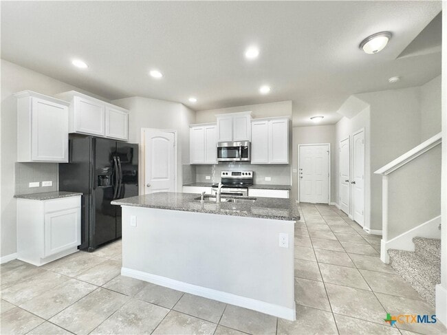 Building Photo - 308 Craters of the Moon Blvd