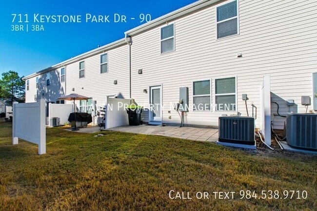 Building Photo - 711 Keystone Park Dr