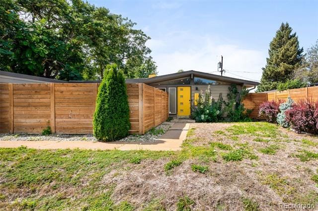 Building Photo - 2465 S Newton St