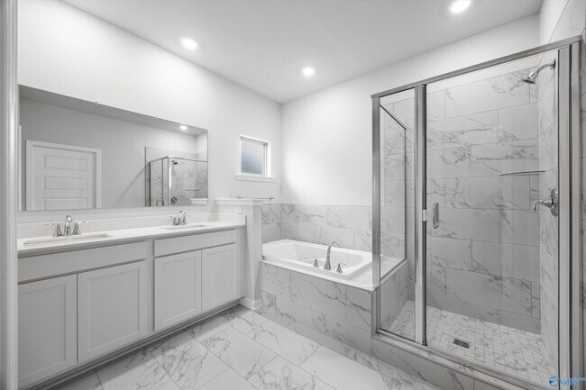 Building Photo - 130 Stockholm Ln