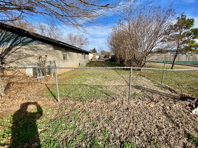 Building Photo - 1006 Tarby Rd