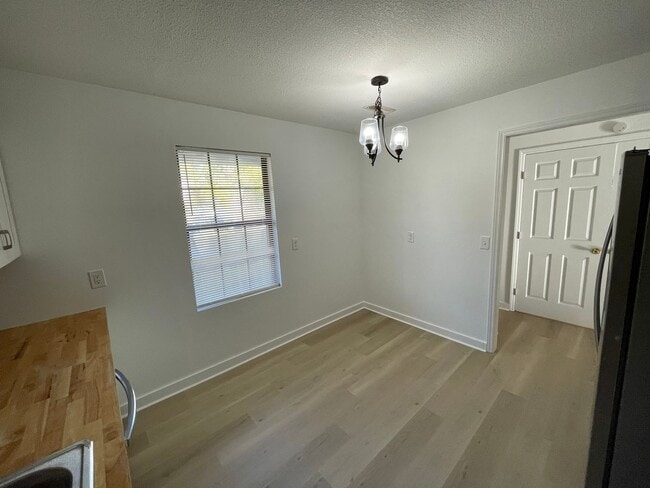 Building Photo - 1422 Stratton Pl Dr