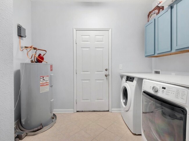 Building Photo - 2436 Rain Lily Way