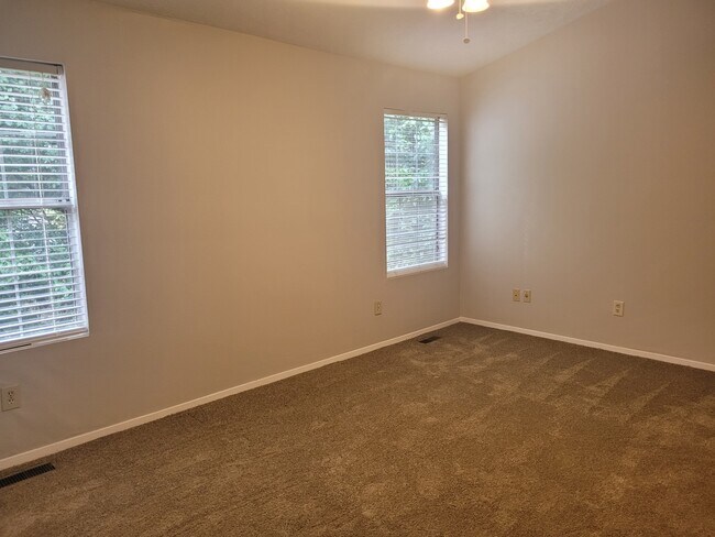 Bedroom #1 - 401 Wedgewood Way