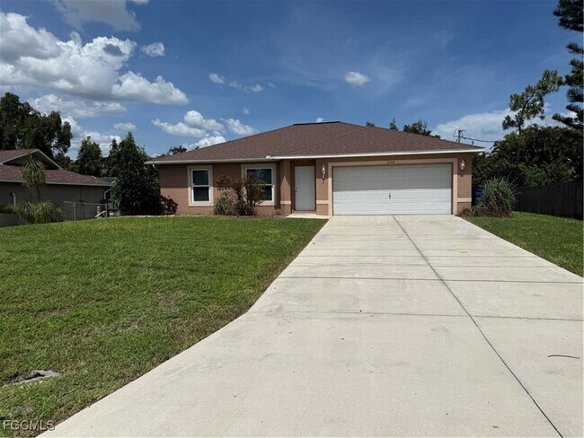Primary Photo - 17549 Oriole Rd