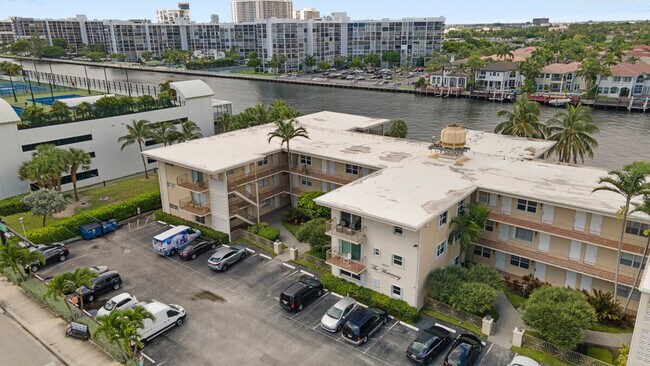 Building Photo - 2400 S Ocean Dr