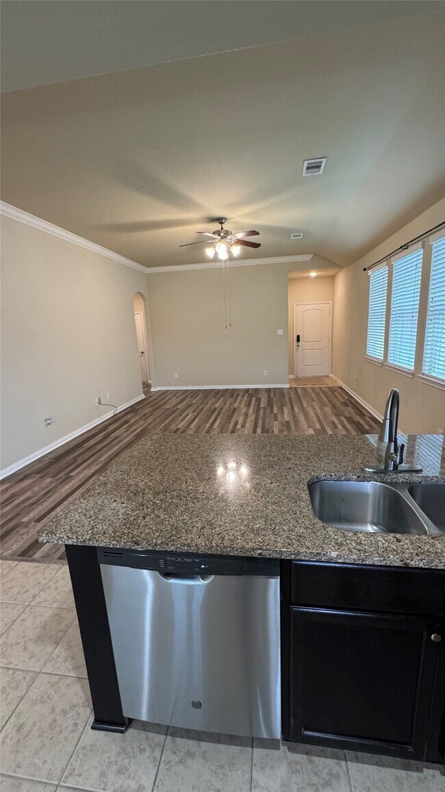 Building Photo - 9611 Tipton Sands Dr