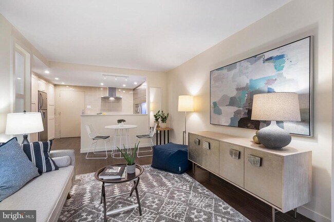 Building Photo - 1301 20th St NW