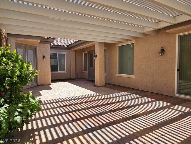 Building Photo - 2139 Twin Falls Dr