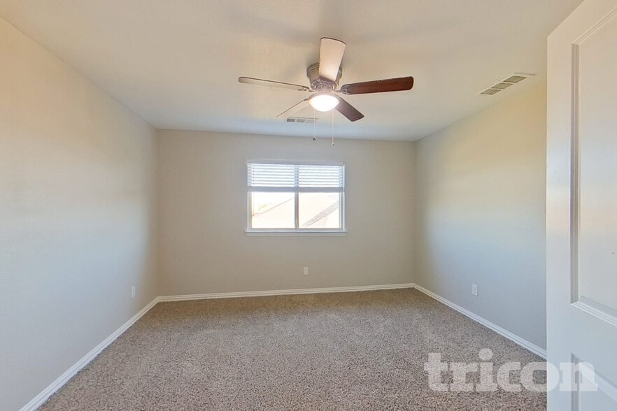 Building Photo - 224 Iron Ore Trail