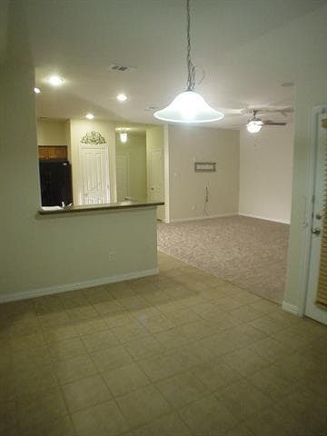 Building Photo - 209 Bird Creek Dr