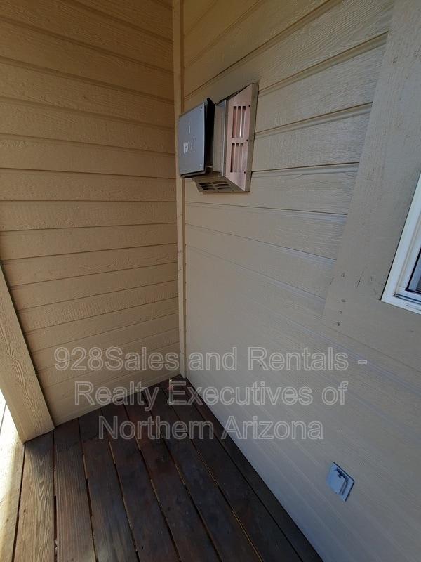 Building Photo - 1097 W Overland Pass Dr