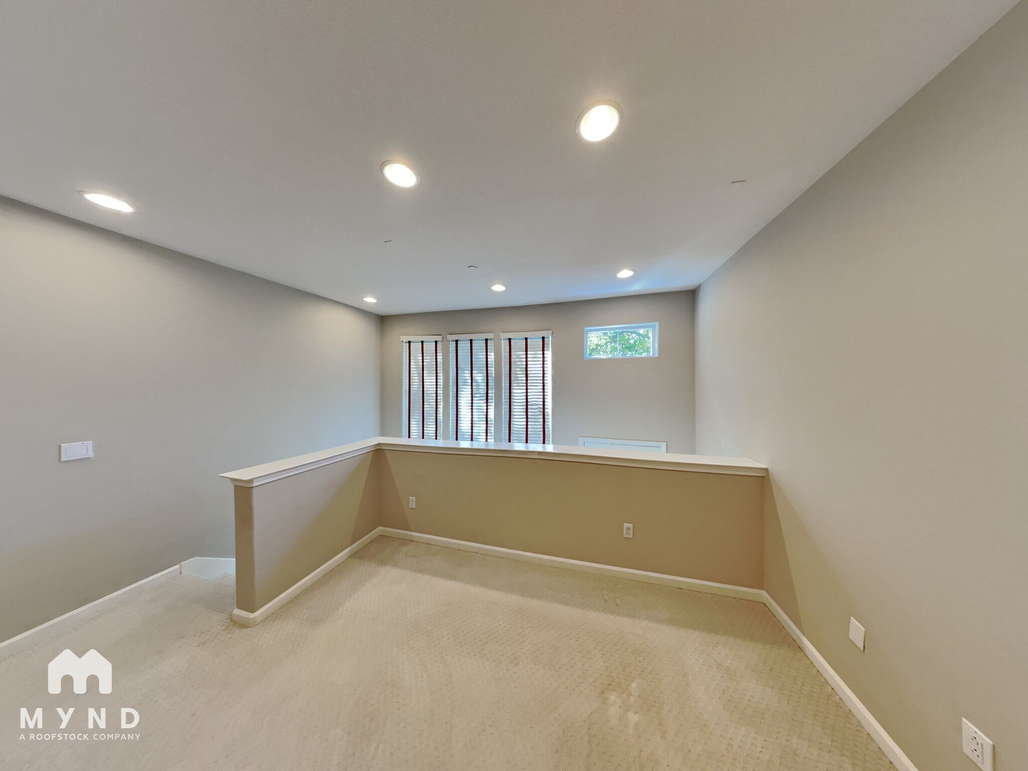 Building Photo - 906 Cole Pl
