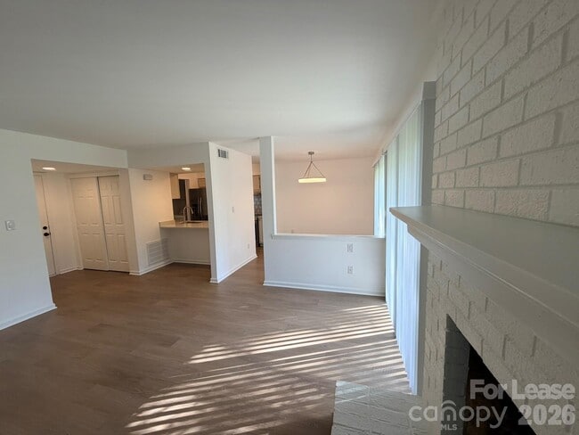 Building Photo - 11048 Cedar View Rd.