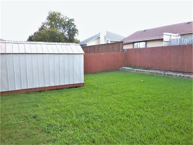 Building Photo - 2209 Lookout Ln