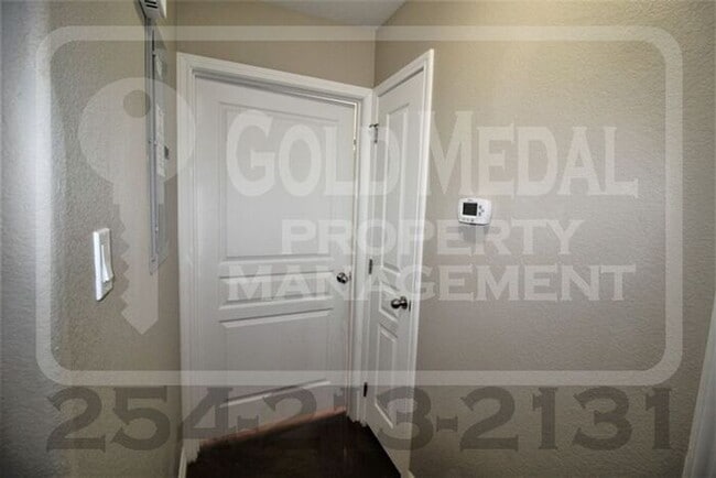 Building Photo - 1017 S 9th St