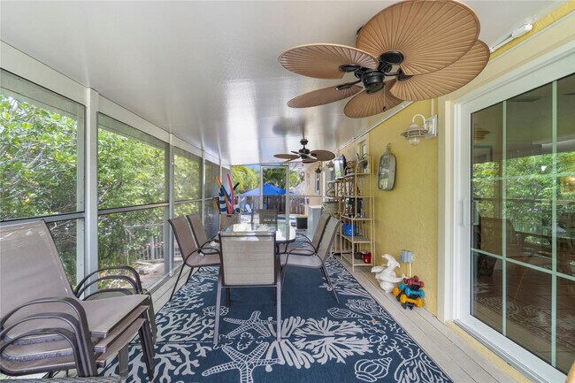 Building Photo - 309 Calz. de Bougainvillea