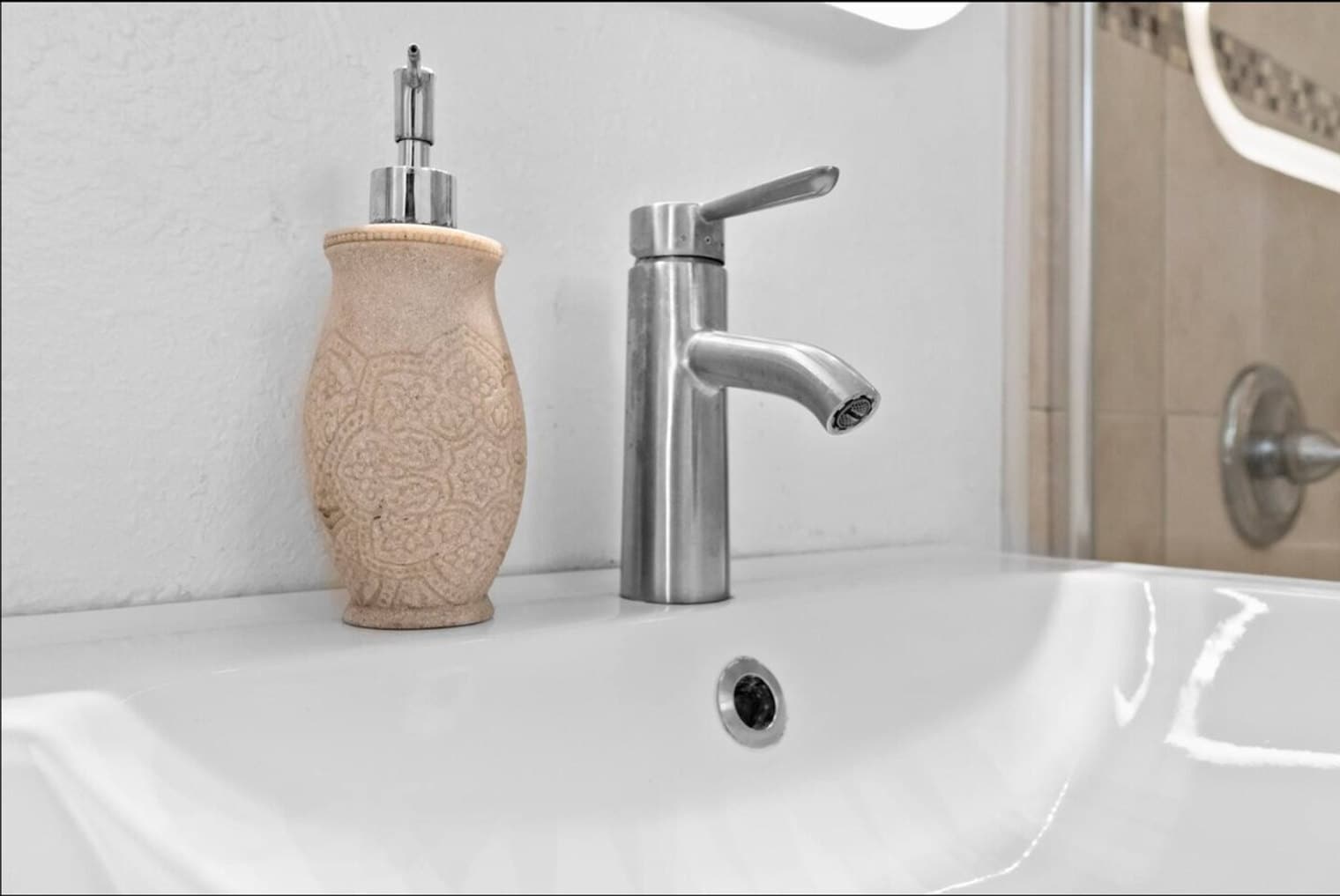 Building Photo - 1023 NW 23rd Ave