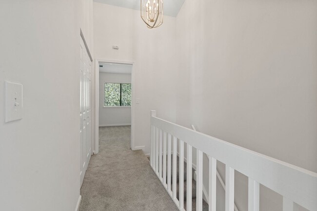 Building Photo - Raintree Country Club Townhome for Rent